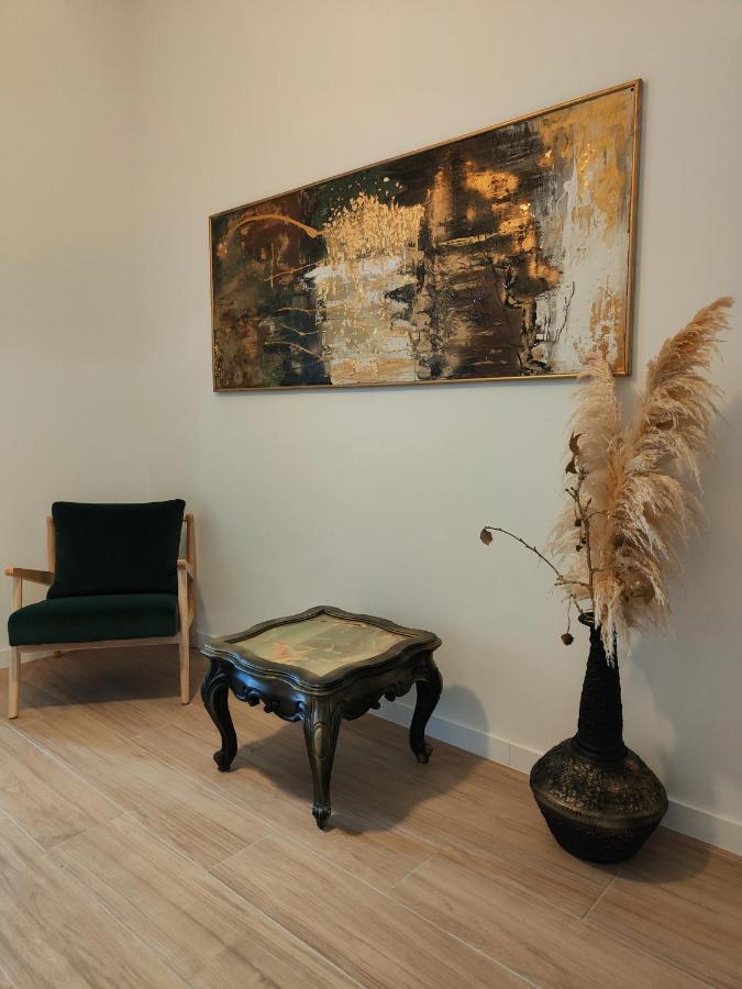 ולנסיה Las Artes Hlius Luxury Apartments מראה חיצוני תמונה